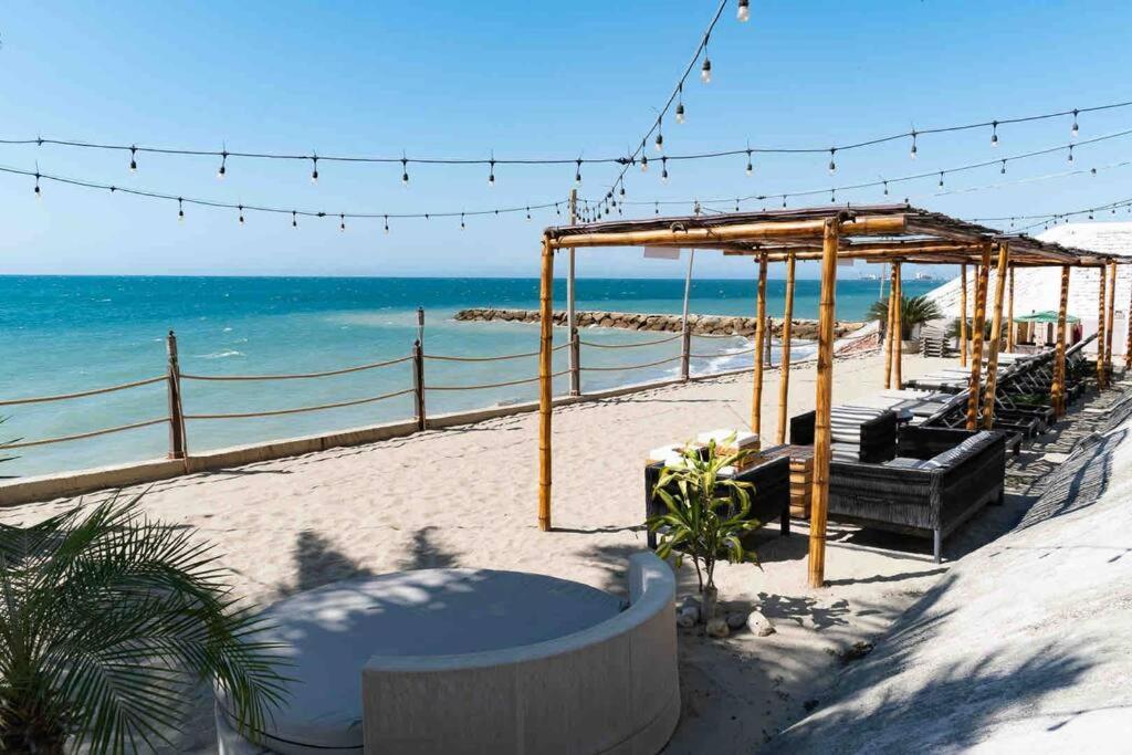 P11 Poseidon 5 Stars Elite Ocean View Piscina Apartamento 2 Dormitorios مانتا المظهر الخارجي الصورة