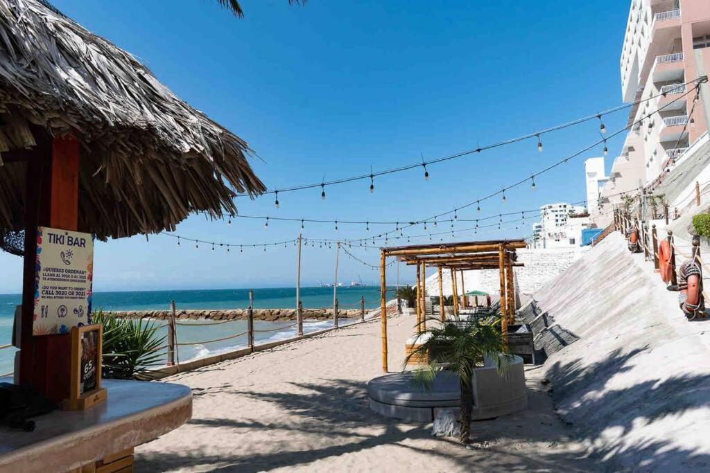 P11 Poseidon 5 Stars Elite Ocean View Piscina Apartamento 2 Dormitorios مانتا المظهر الخارجي الصورة