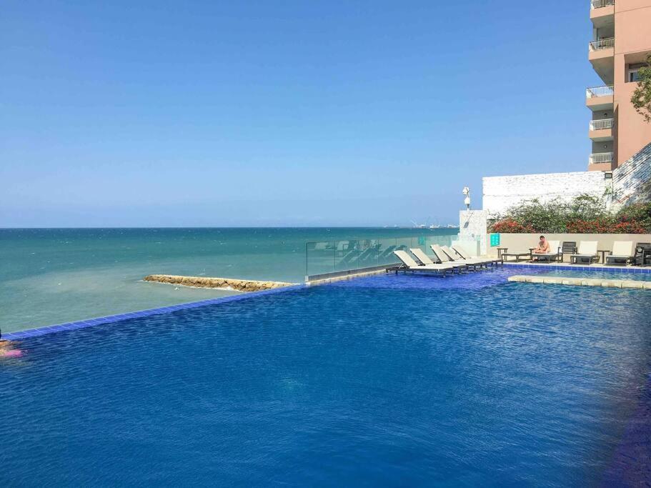 P11 Poseidon 5 Stars Elite Ocean View Piscina Apartamento 2 Dormitorios مانتا المظهر الخارجي الصورة