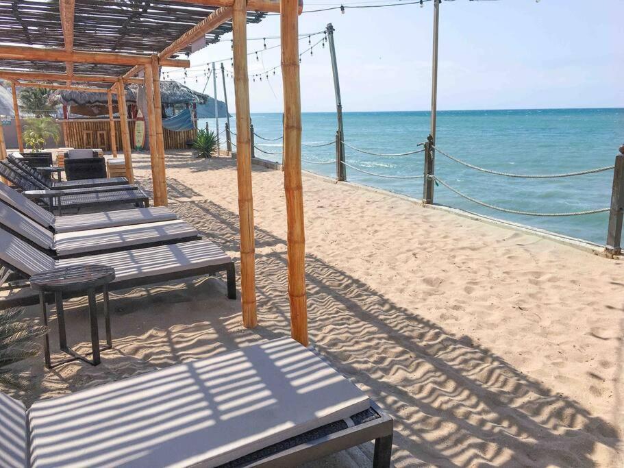 P11 Poseidon 5 Stars Elite Ocean View Piscina Apartamento 2 Dormitorios مانتا المظهر الخارجي الصورة