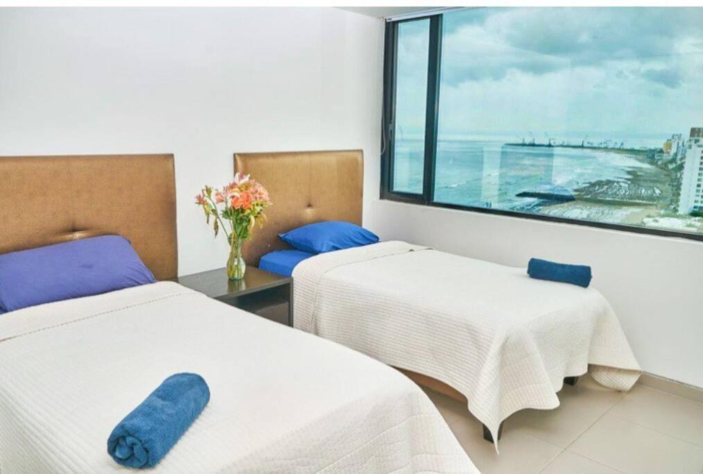 P11 Poseidon 5 Stars Elite Ocean View Piscina Apartamento 2 Dormitorios مانتا المظهر الخارجي الصورة