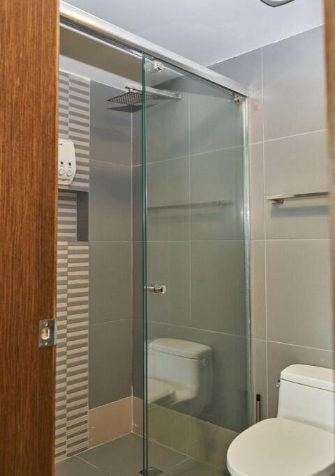 P11 Poseidon 5 Stars Elite Ocean View Piscina Apartamento 2 Dormitorios مانتا المظهر الخارجي الصورة